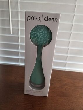 PMD Clean Facial Cleansing Device - Teal